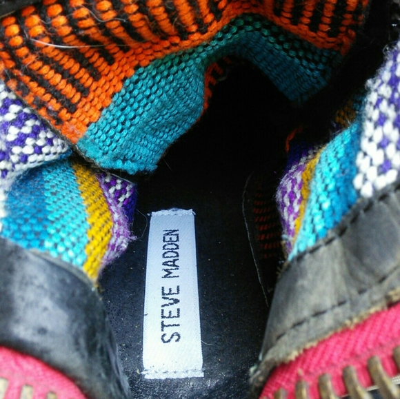 Rainbow Steve Madden boots - Picture 5 of 5